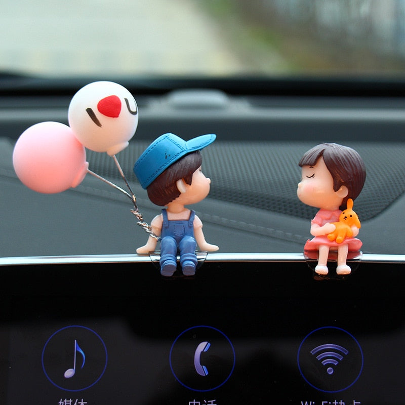 Cute Decorative Couple Figurines / Dashboard Ornament